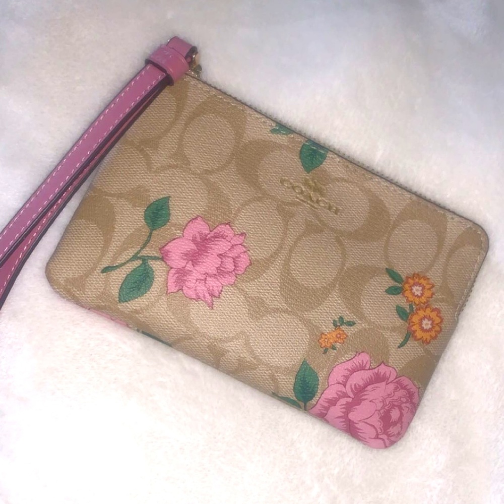 Coach Flower Wristlet